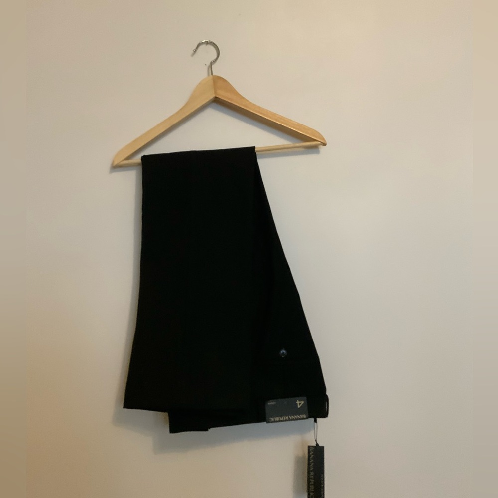 Banana Republic black dress pants, size 4.
